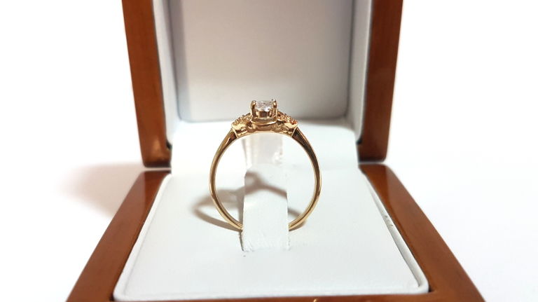 zloty-pierscionek-z-oczkiem-239g-pr585-r15-material-15835-2