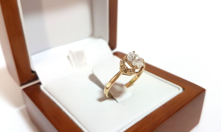 zloty-pierscionek-z-oczkiem-239g-pr585-r15-rodzaj-2205-2