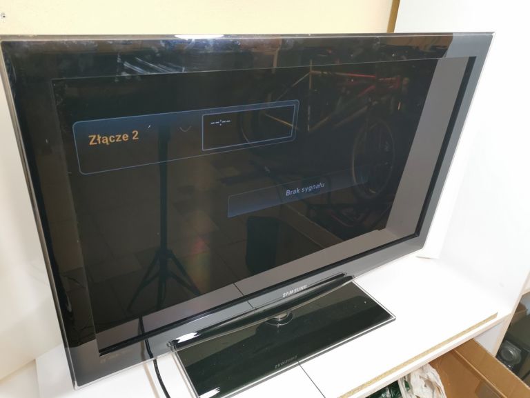 TELEWIZOR SAMSUNG LE37B650 BEZ PILOTA