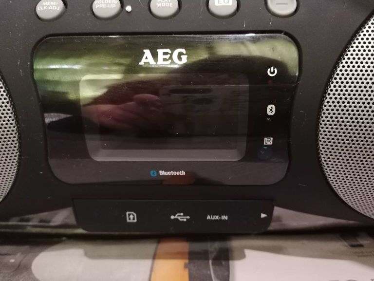 RADIOODTWARZACZ AEG SR 4367 BT