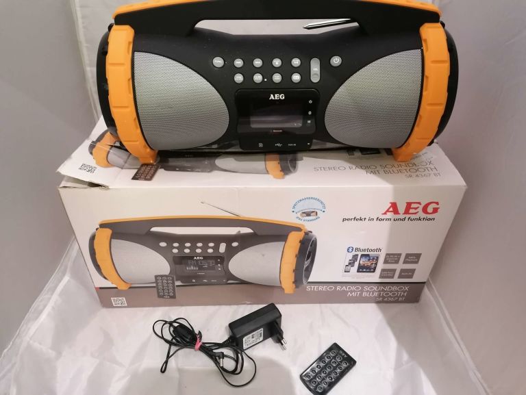 RADIOODTWARZACZ AEG SR 4367 BT