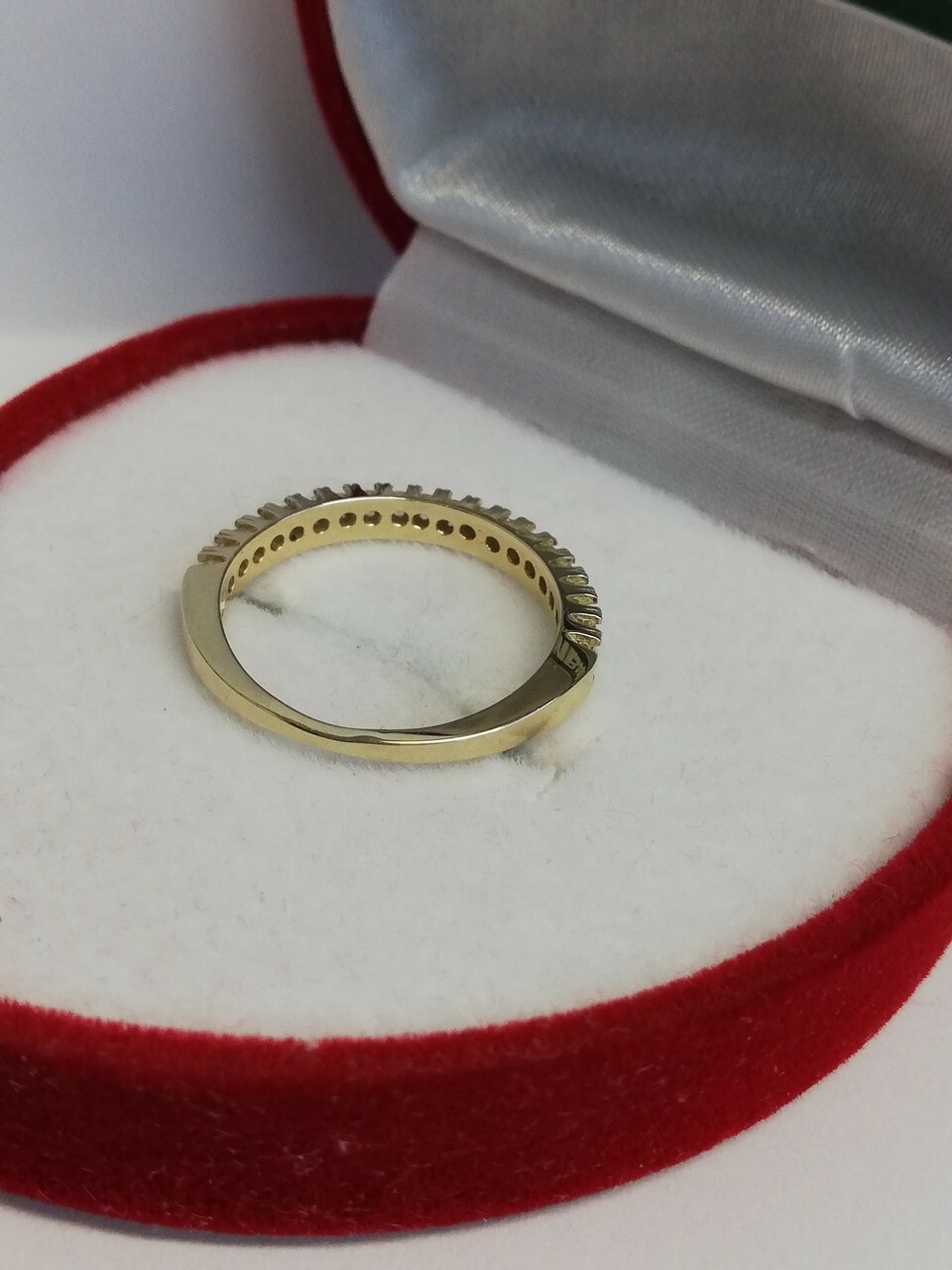 slicznie-zdobiony-pierscionek-z-14k-zlota-stan-uzywany