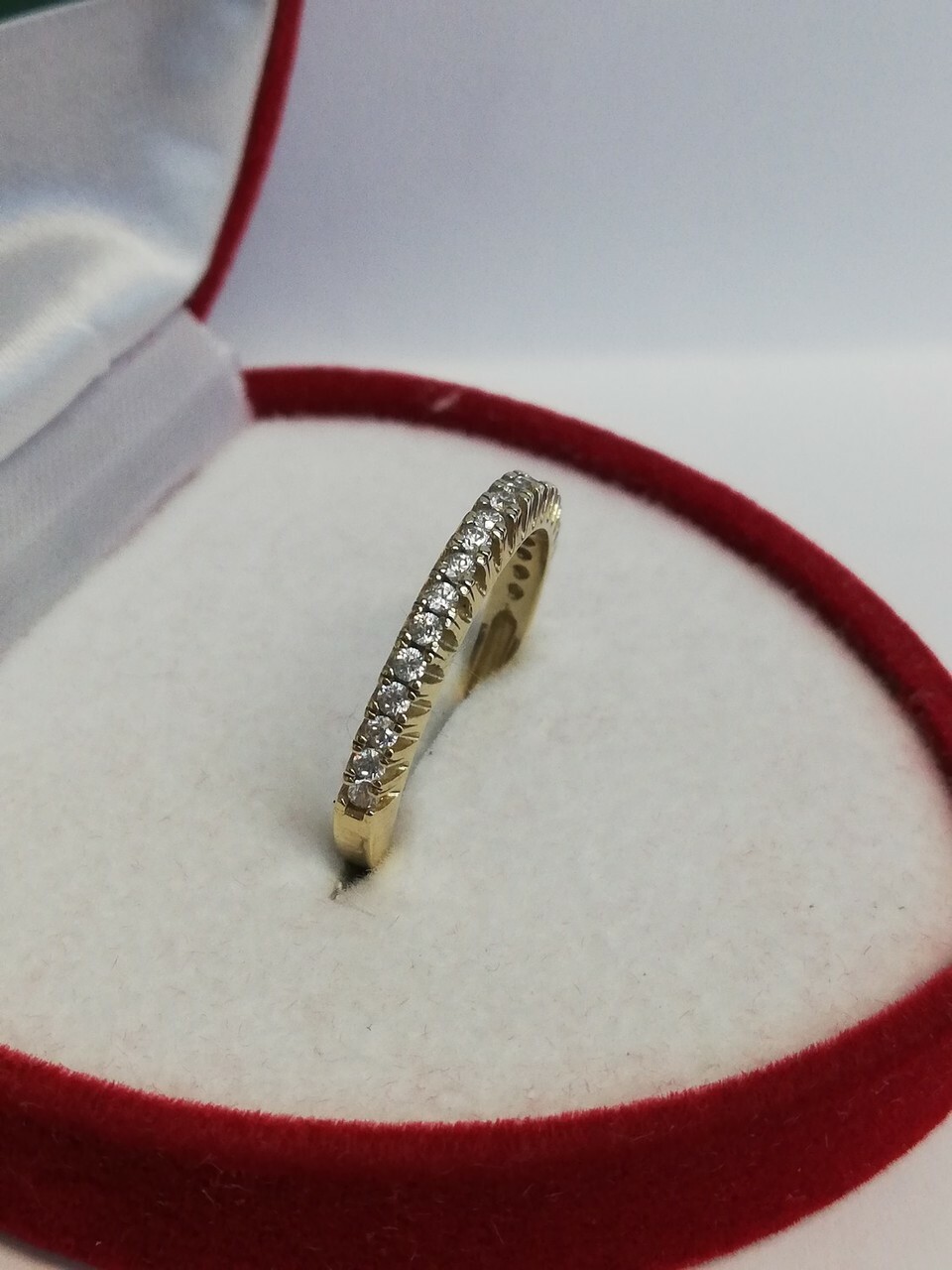 slicznie-zdobiony-pierscionek-z-14k-zlota-rodzaj-orientalne