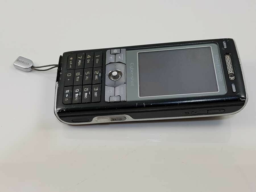 telefon-sony-ericsson-k800i-plus-gsm-kolor-czarny