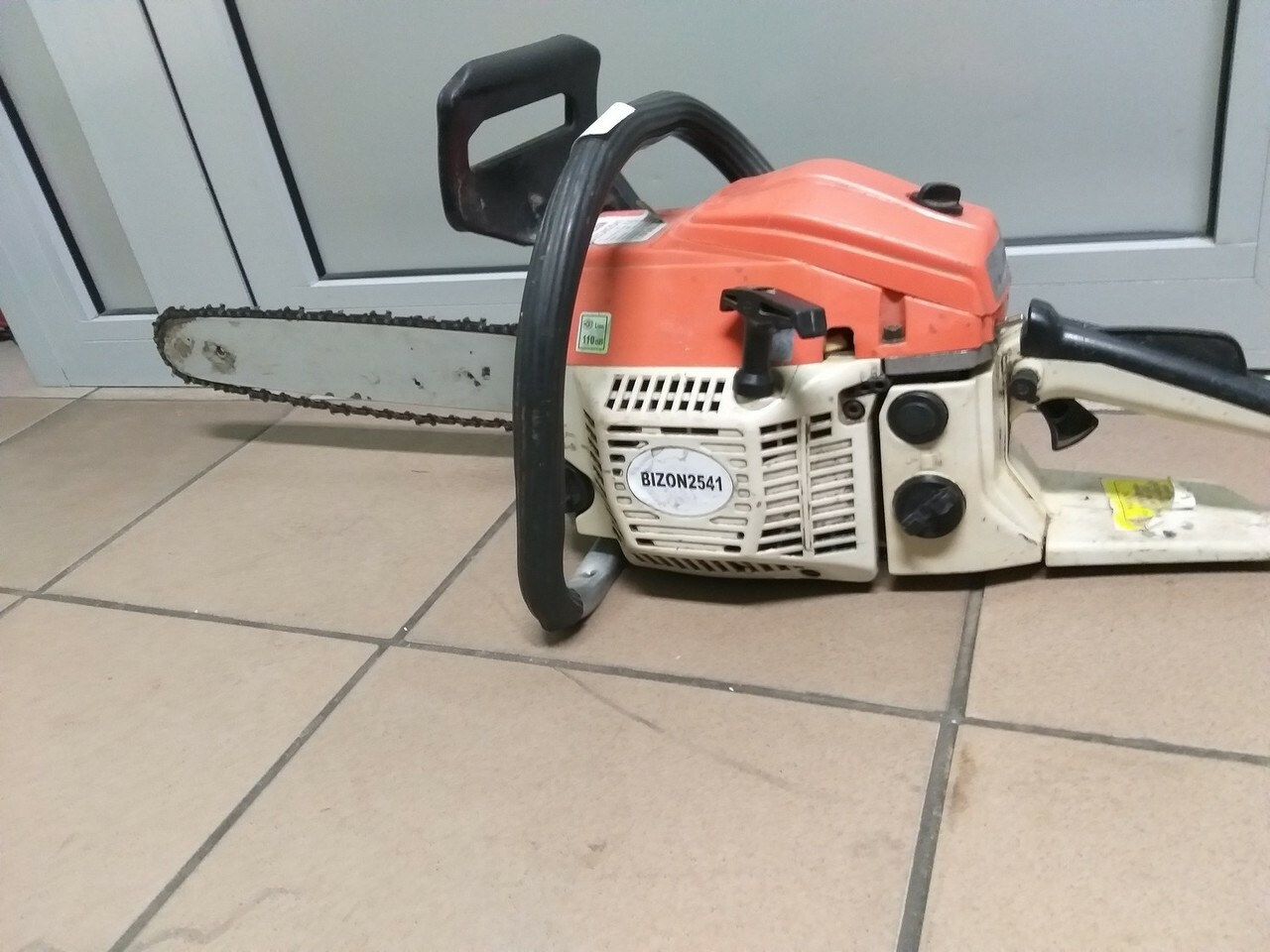 pila-spalinowa-bizon-2541-3-maja-9-lipno