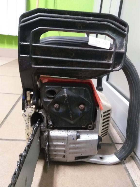 pila-spalinowa-bizon-2541-zasilanie-spalinowe