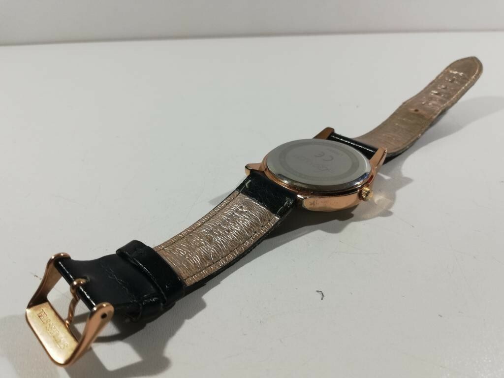 zegarek-panterka-skorzany-pasek-typ-nareczny