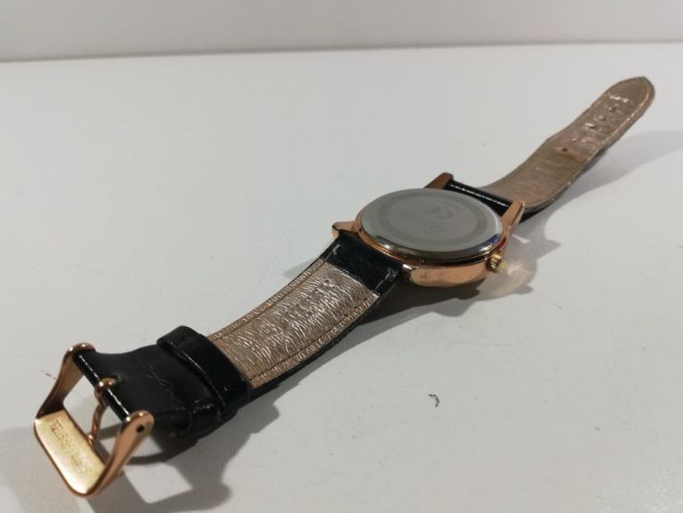 zegarek-panterka-skorzany-pasek-typ-nareczny