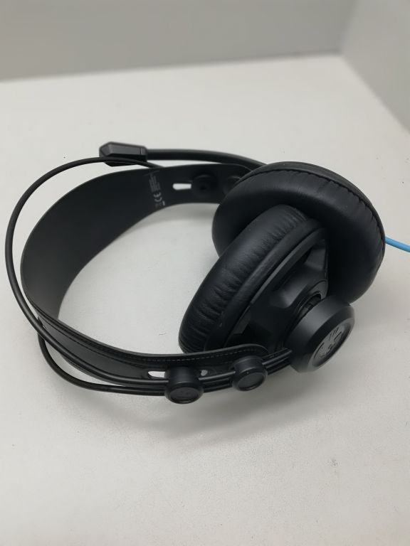 sluchawki-roccat-rodzaj-sluchawek-wokoluszne