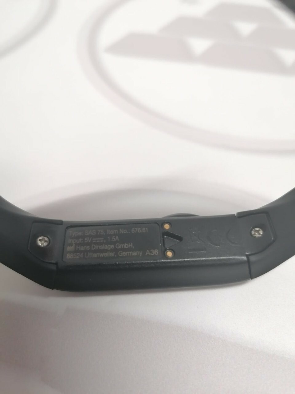 smartwatch-sanitas-sas-75-uszkodzony-cechy-dodatkowe-brak