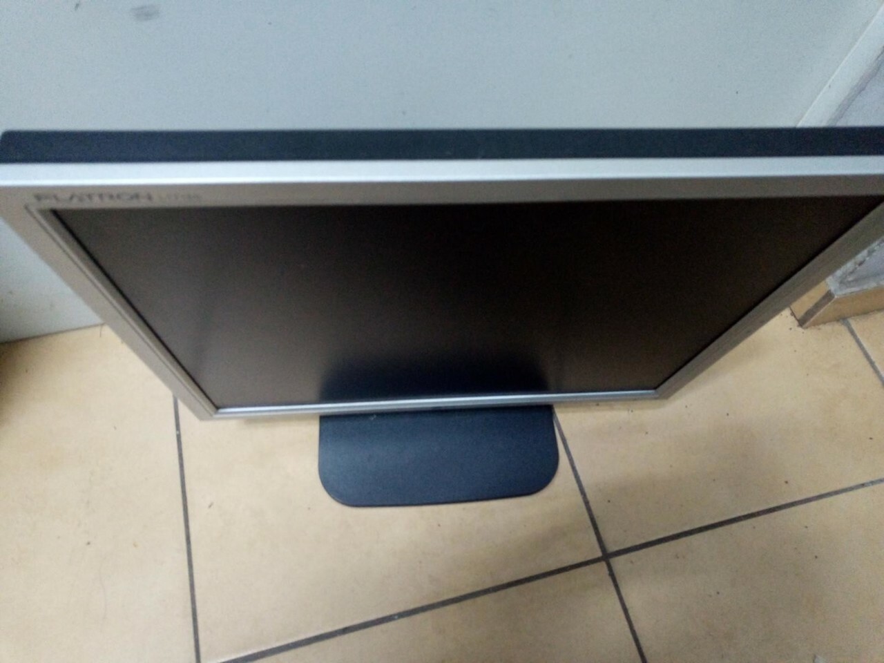 monitor-lg-flatron-l1718s-sn-czytaj-opis-stan-uzywany