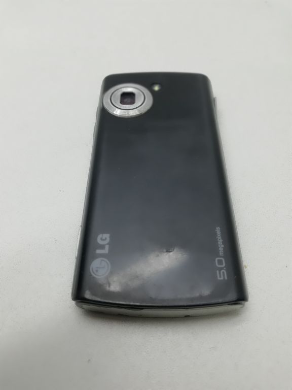 telefon-lg-gm360-snap-wbudowana-pamiec-inna