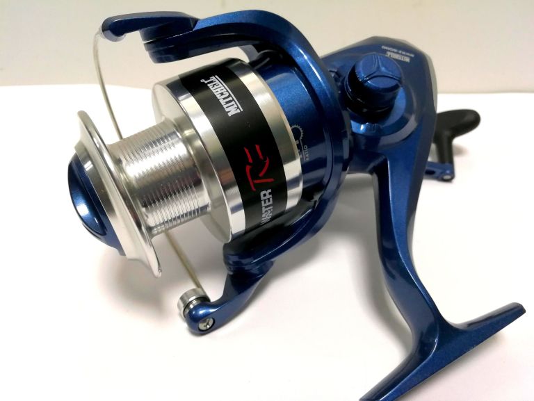 KOŁOWROTEK MITCHELL BLUE WATER RZ 8000