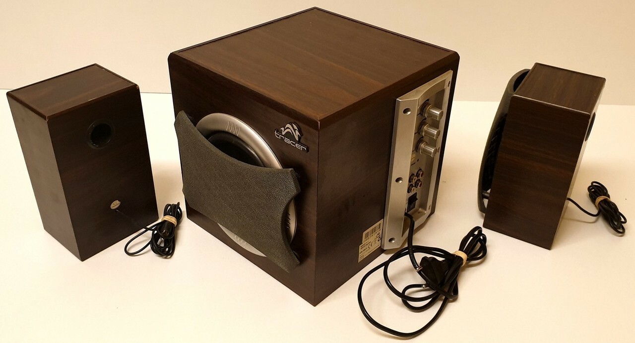 glosniki-z-sufwooferem-tracer-supreme-21-rodzaj-zestawu-21