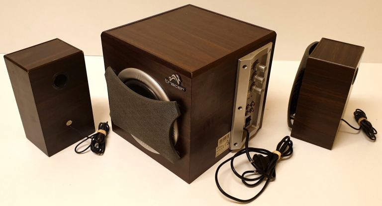 glosniki-z-sufwooferem-tracer-supreme-21-rodzaj-zestawu-21