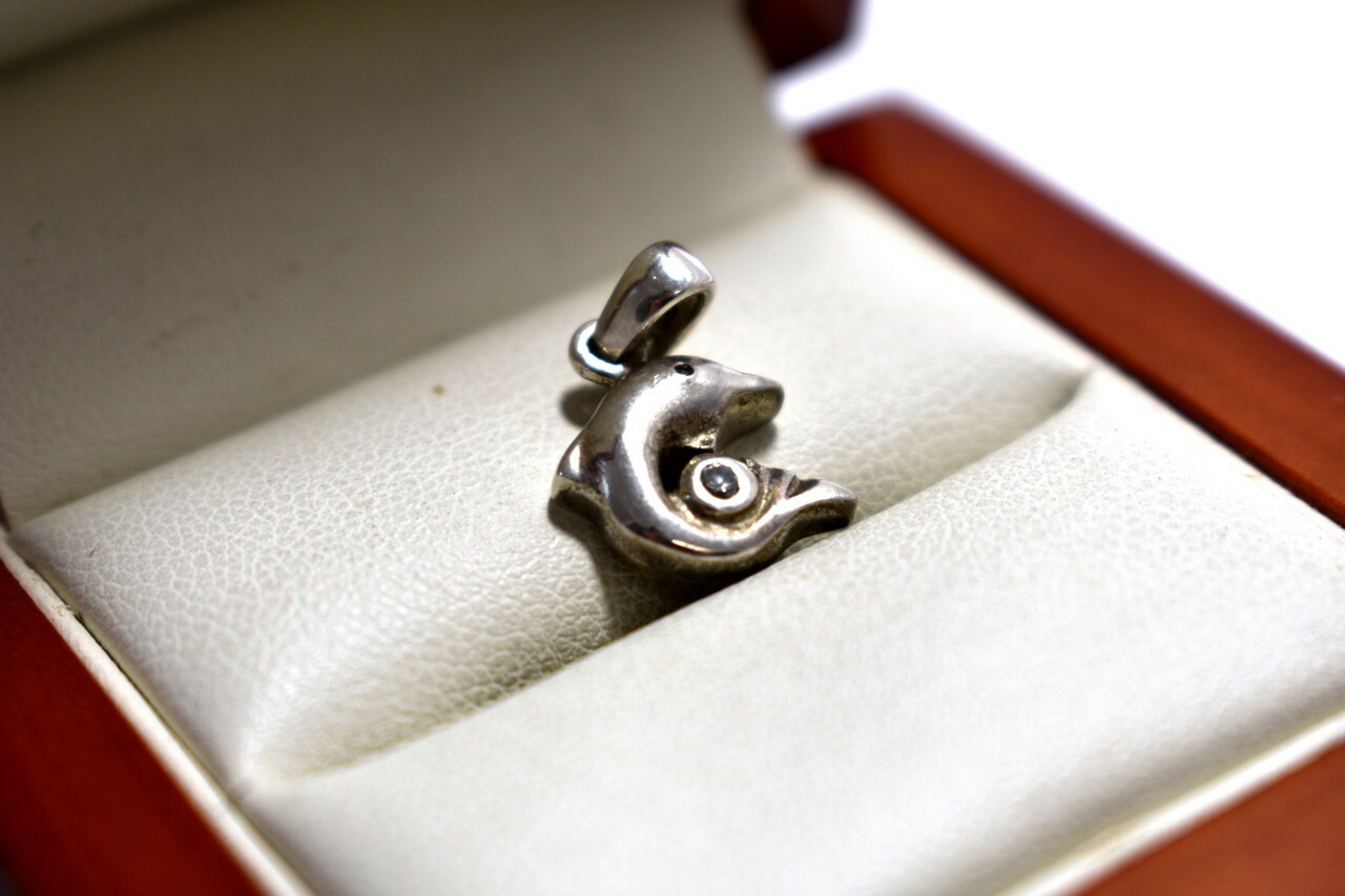 srebrna-zawieszka-delfin-pr925-15g-srednica-1cm-ean-gtin-5906803354027