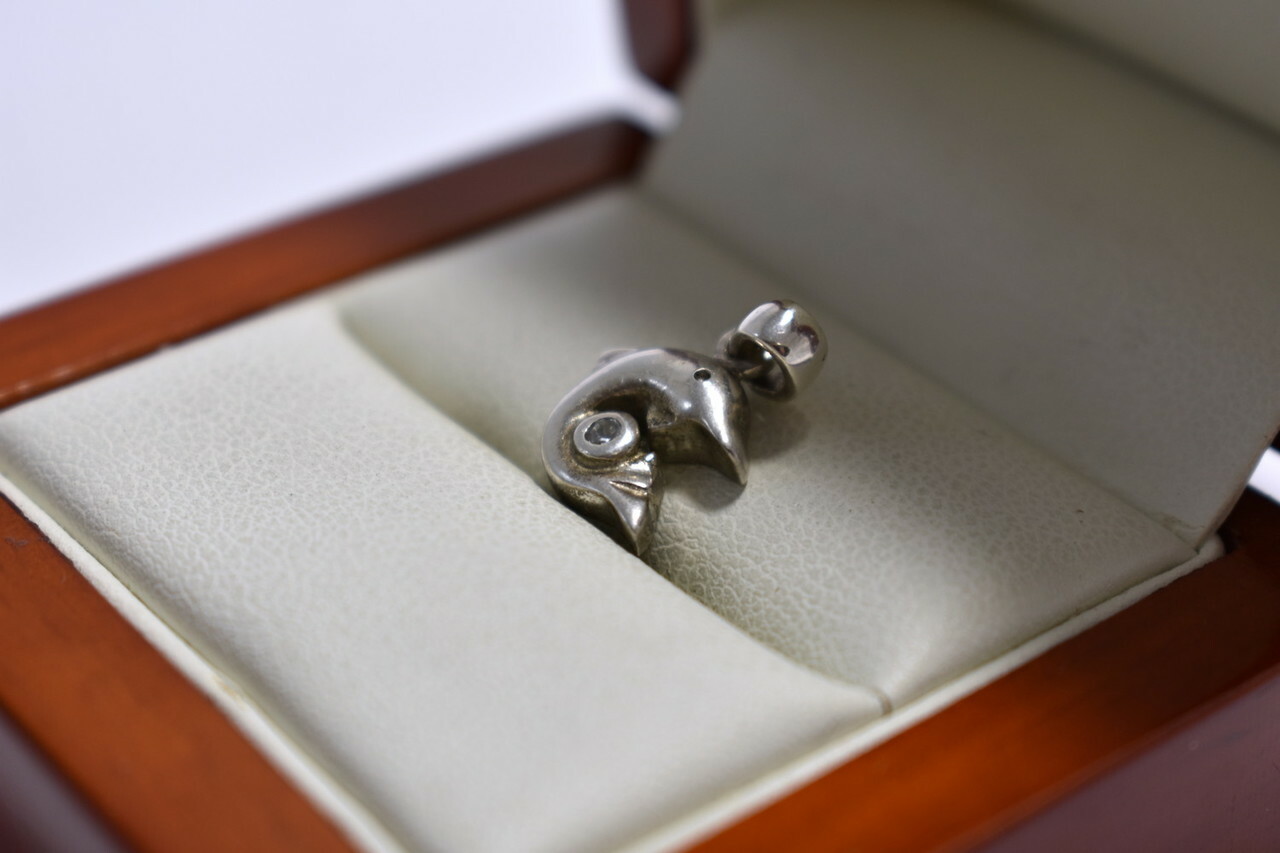 srebrna-zawieszka-delfin-pr925-15g-srednica-1cm-stan-11323-2