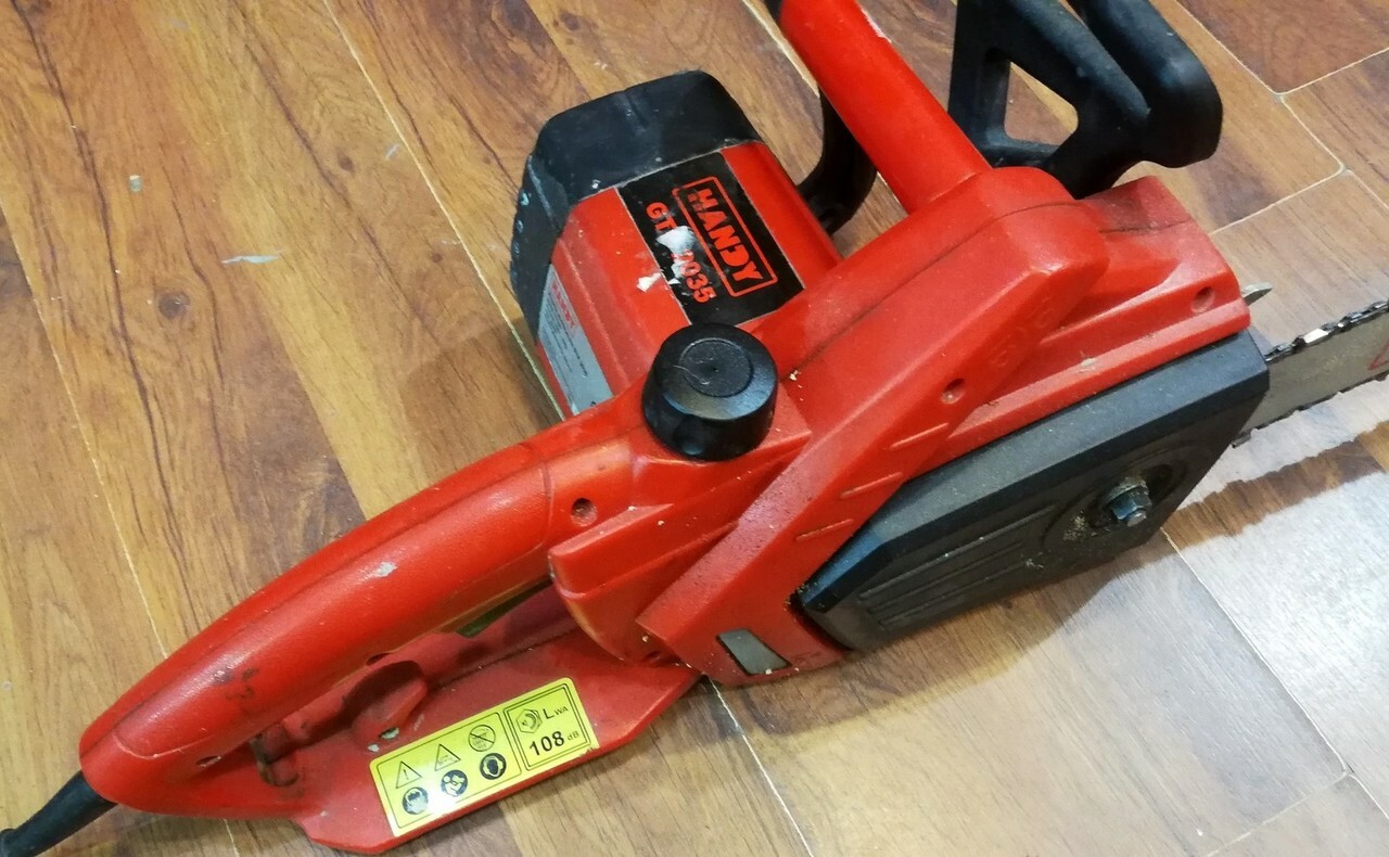 pila-elektryczna-uszkodzona-kod-produktu-000