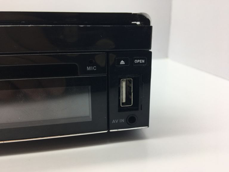 radio-samochodowe-aeg-opis-stan-uzywany