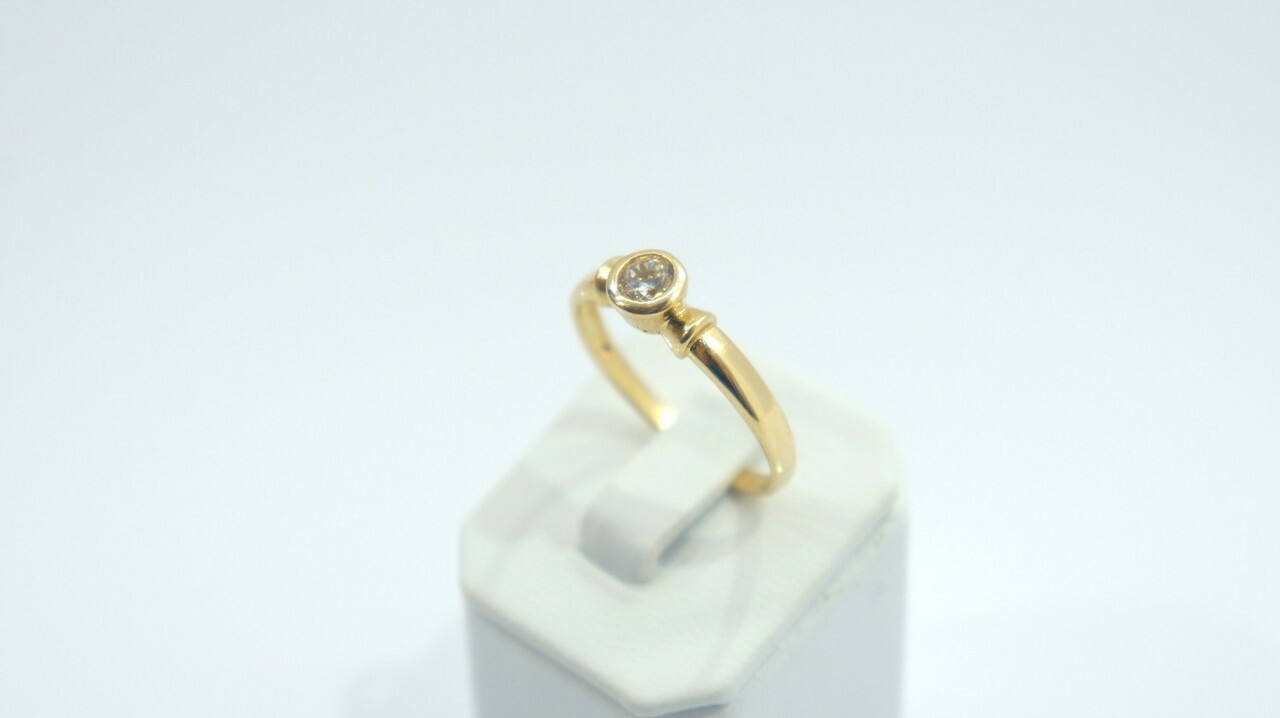 zloty-pierscionek-585-230g-r18-kamien-17088-128