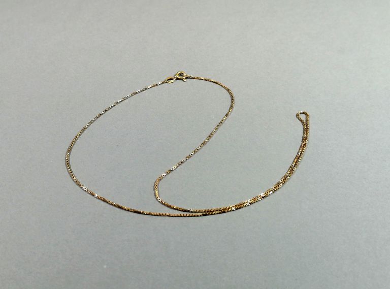 uzywany-zloty-lancuszek-w36-p585-dlugosc-calkowita-50