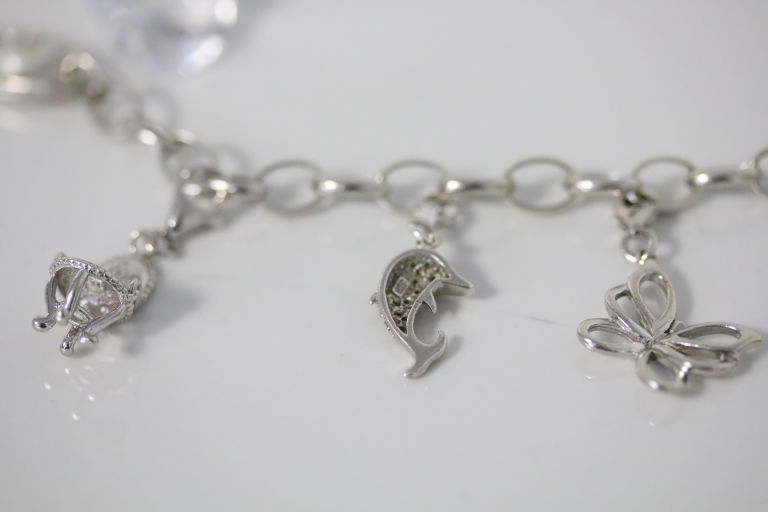 srebrna-bransoletka-z-charmsami-2563g-925-20cm-marka-yes