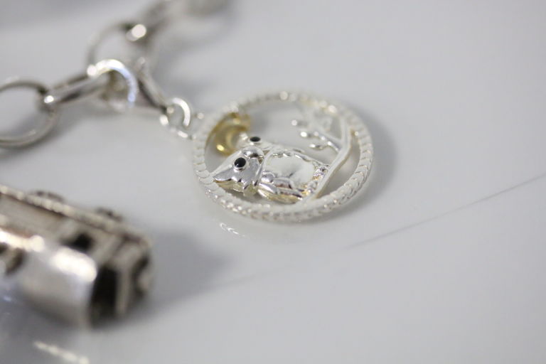 srebrna-bransoletka-z-charmsami-2563g-925-20cm-material-srebro