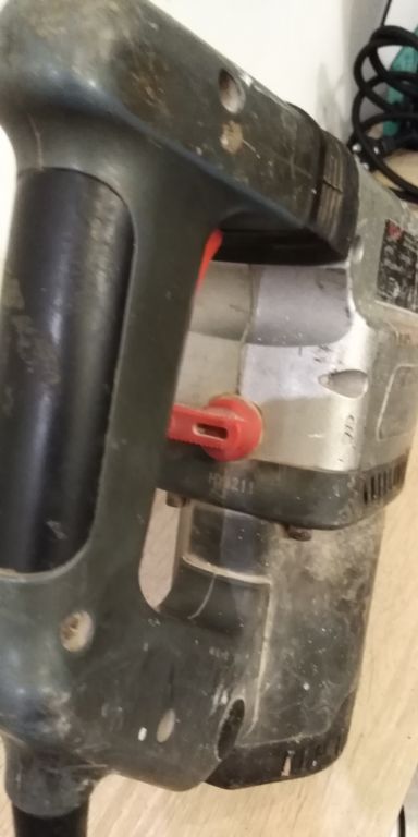MŁOT UDAROWY GRAPHITE 58G859 900W