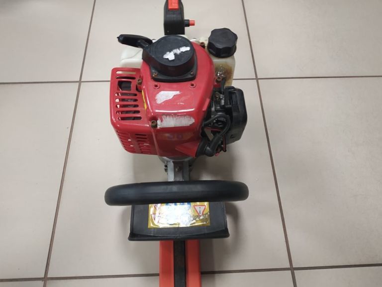 NOŻYCE SPALINOWE DO ŻYWOPŁOTU MTD HT 55 B