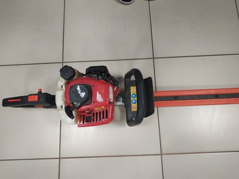NOŻYCE SPALINOWE DO ŻYWOPŁOTU MTD HT 55 B