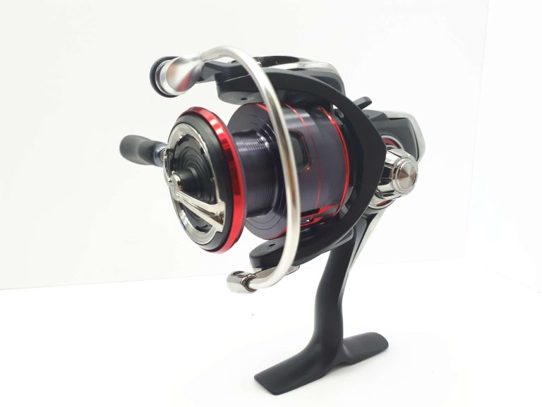 KOŁOWROTEK DAIWA FUEGO 2500D GWARANCJA
