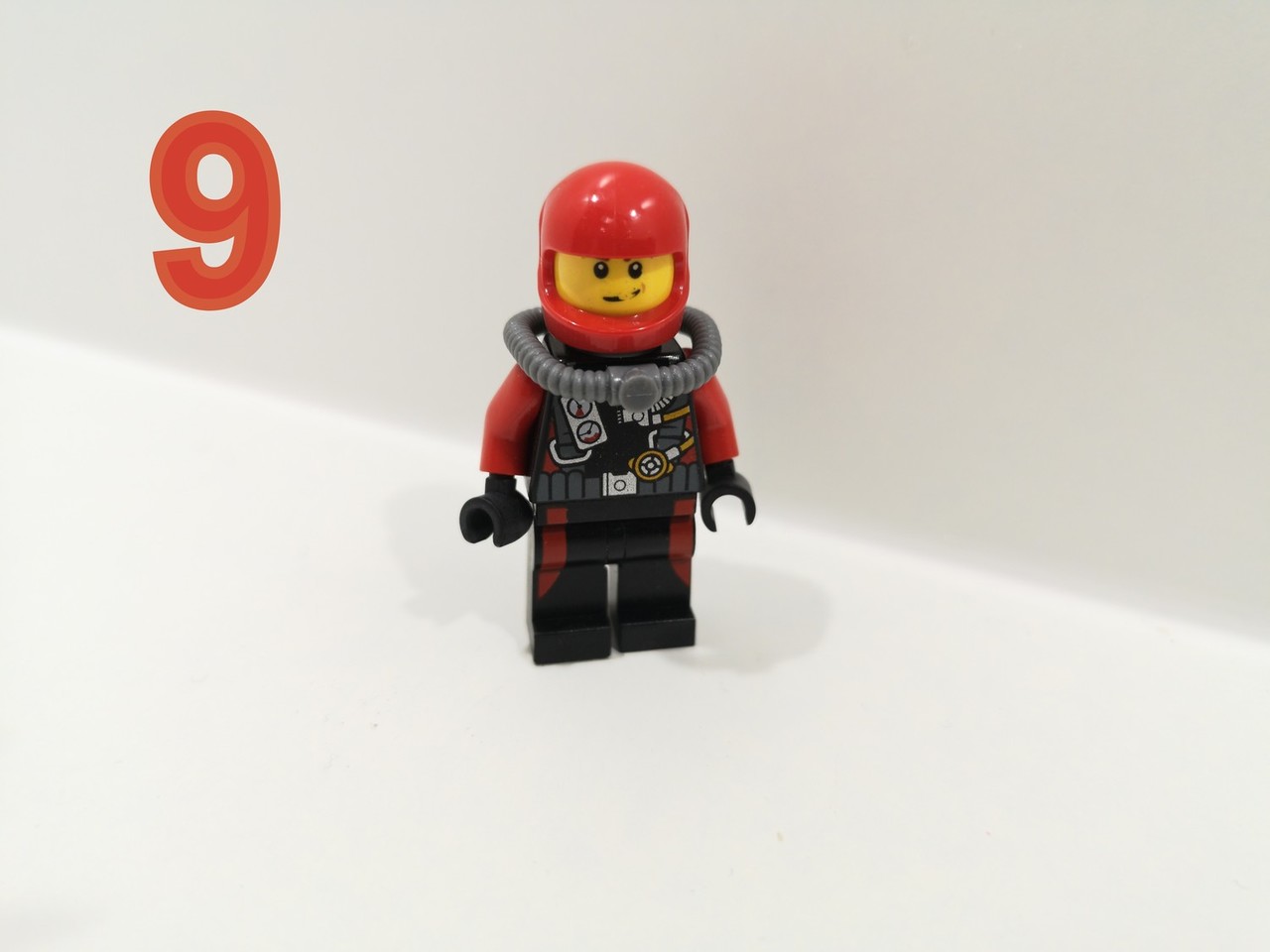 figurka-lego-do-wyboru-bohater-inny