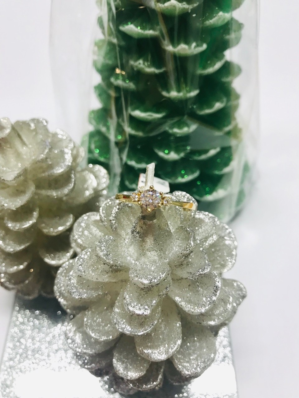 wyjatkowy-zloty-pierscionek-proby-585-r25-stan-uzywany