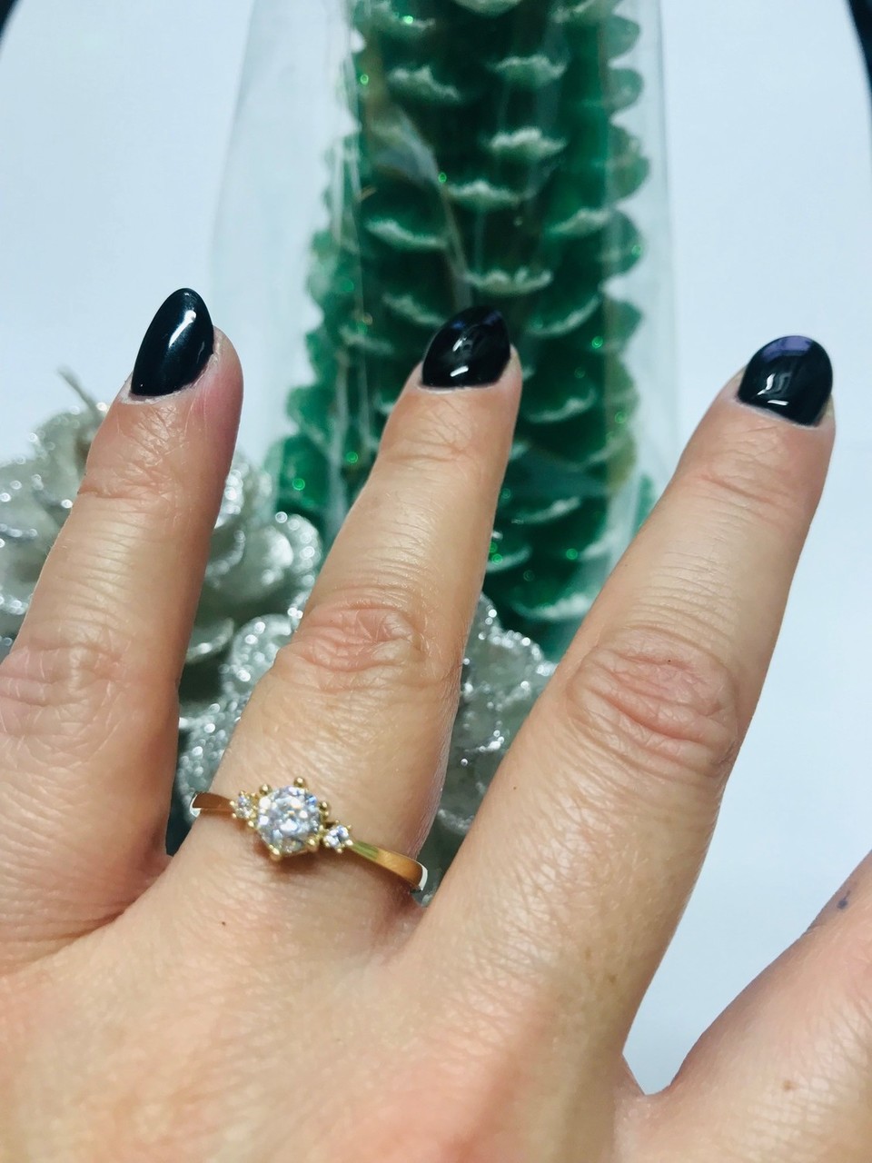 wyjatkowy-zloty-pierscionek-proby-585-r25-kolor-dominujacy-zloty