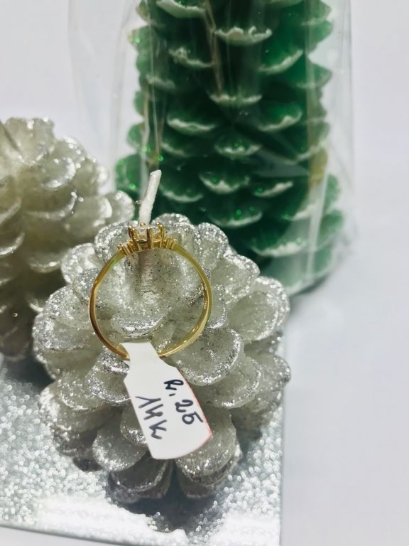 wyjatkowy-zloty-pierscionek-proby-585-r25-material-zloto