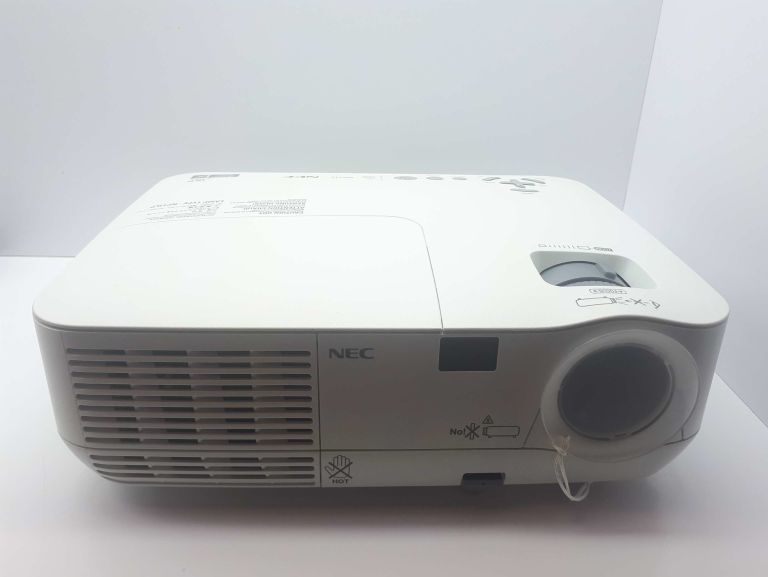 PROJEKTOR NEC NP216 180W OPIS!!!