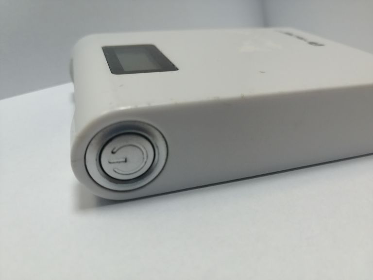 POWERBANK TRACER 10400 USZKODOZONY
