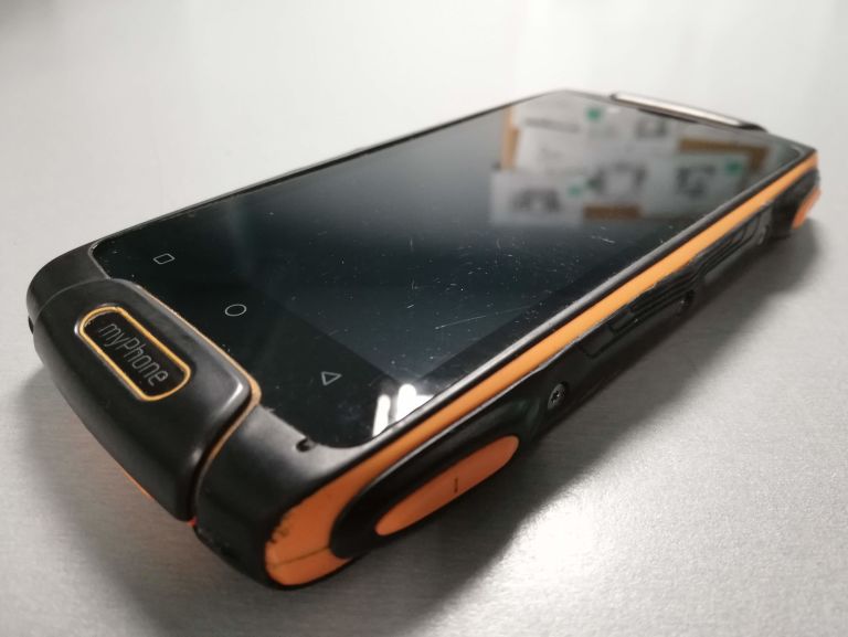 myphone-hammer-axe-lte-16gb2gb-ram-dual-sim-ip68-przekatna-ekranu-450