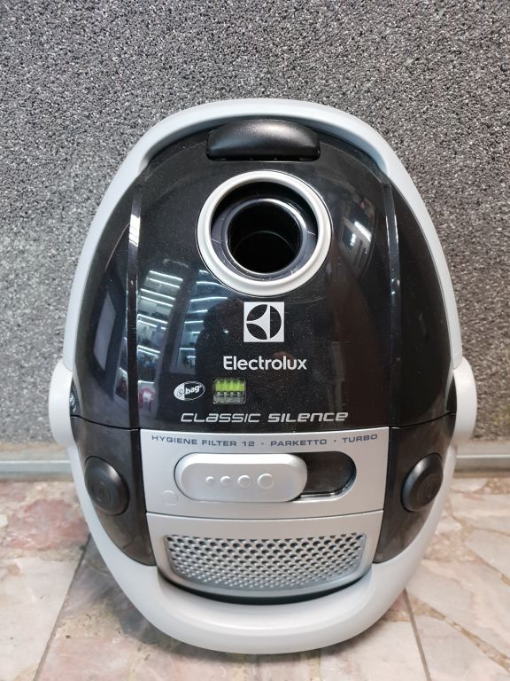 odkurzacz-electrolux-ecs54b-marka-electrolux