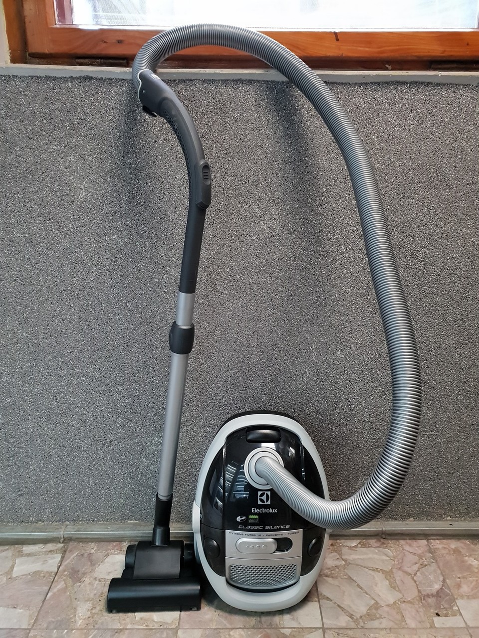 odkurzacz-electrolux-ecs54b-stan-uzywany