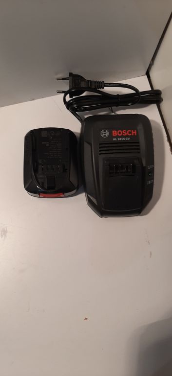 WIERTARKO-WKRĘTARKA BOSCH PSR 1440 LI-2 KOMPLET