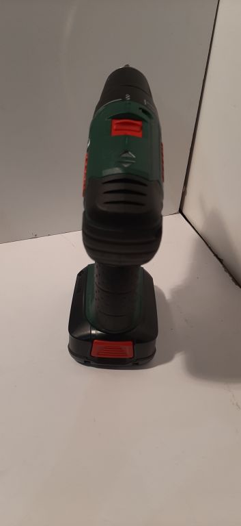 WIERTARKO-WKRĘTARKA BOSCH PSR 1440 LI-2 KOMPLET