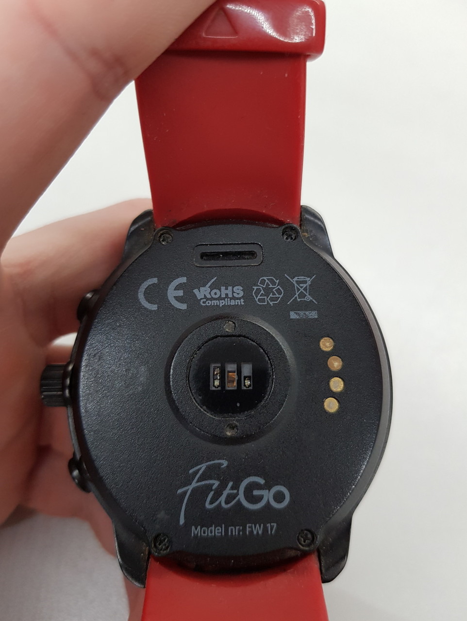 fitgo-smartwatch-fw-17-power-zlacza-microusb