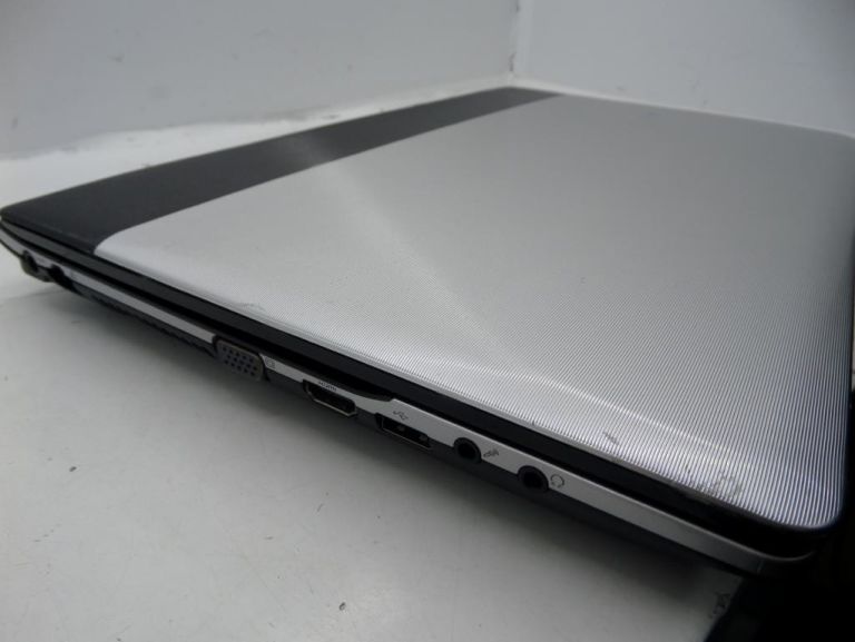 LAPTOP SAMSUNG NP300E5A