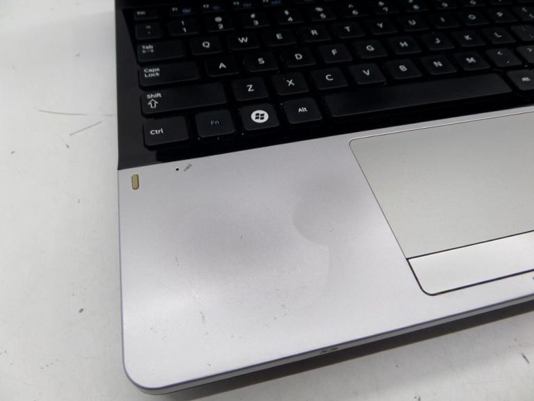 LAPTOP SAMSUNG NP300E5A