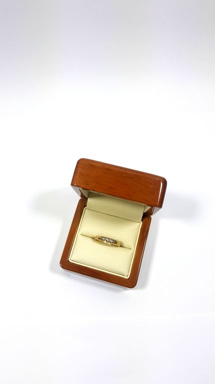 zloty-pierscionek-cechy-brak