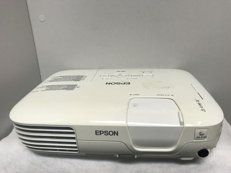 PROJEKTOR EPSON EB-X9