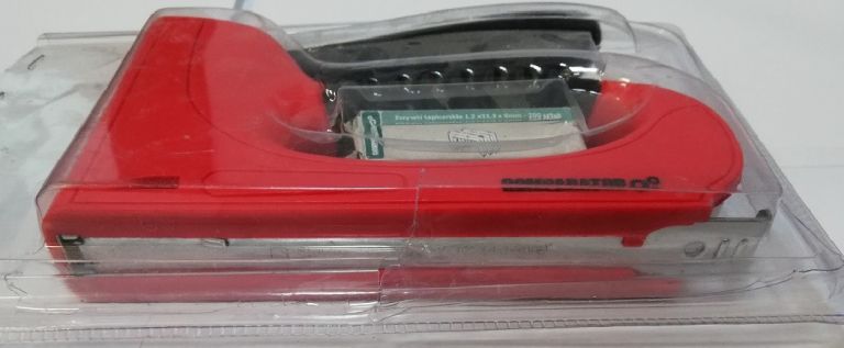 zszywacz-tapicerski-comparator-zszywki-stan-uzywany