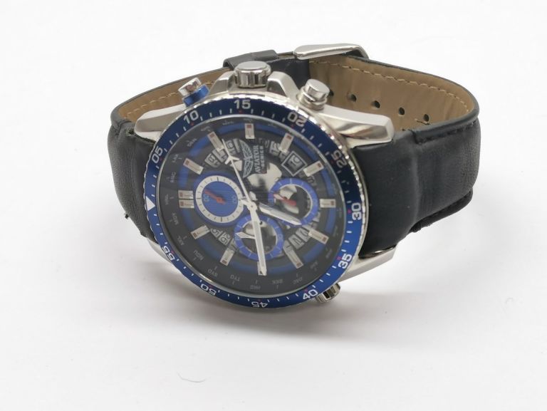Aviator avw2122g325 discount