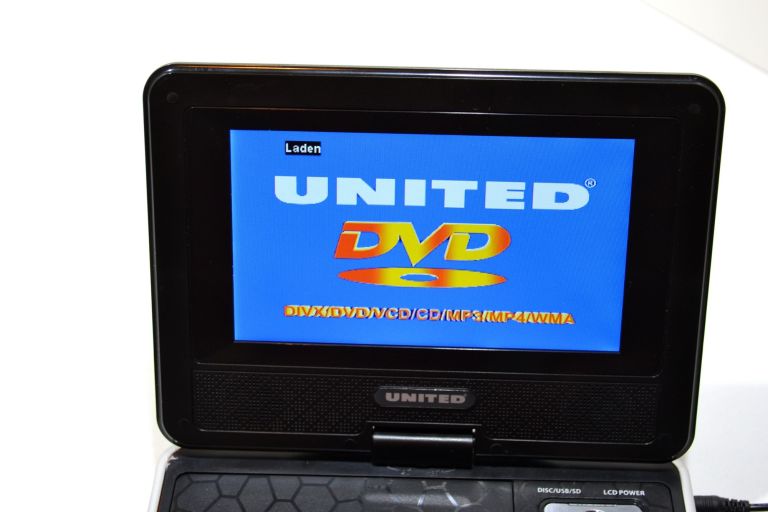 DVD PRZENOŚNE UNITED DVP1707 SD/USB + ŁADOWARKA